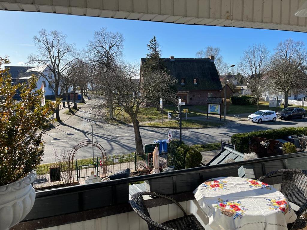 Cafesahne U Pension Dranske Exterior photo